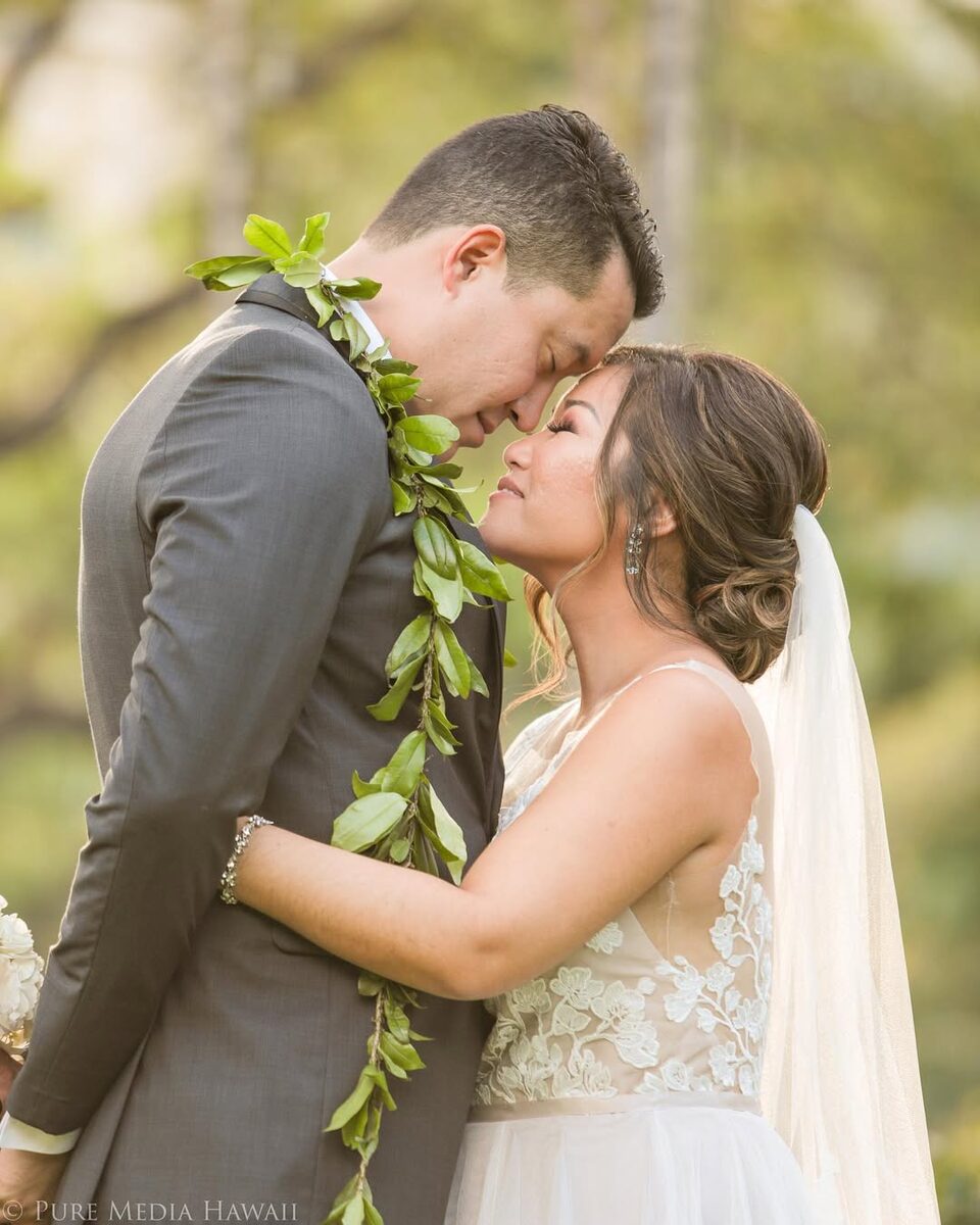 Ko Olina vs. Kualoa Ranch — Which Oahu Venue is Better for Wedding Photos? — Pure Media Hawaii
